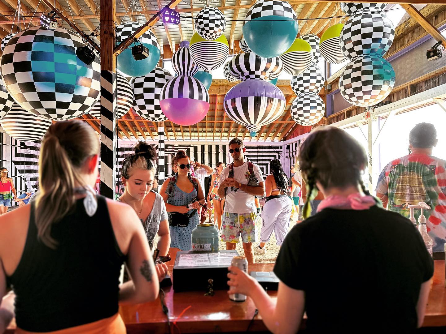 <strong>Festival and Pop-ups</strong>